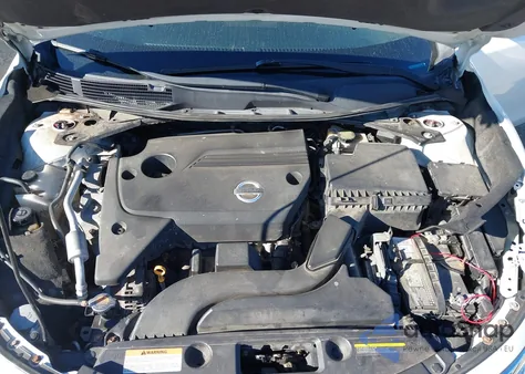 2014 Nissan Altima 2.5/2.5 S/2.5 Sl/2.5 Sv z USA, uszkodzony, nr VIN 1N4AL3AP8EC198721